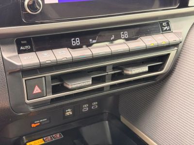 2025 Toyota Camry - Photo 31
