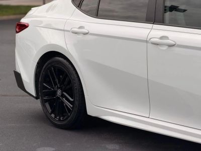 2025 Toyota Camry - Photo 8