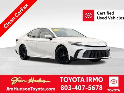 2025 Toyota Camry - Photo 1