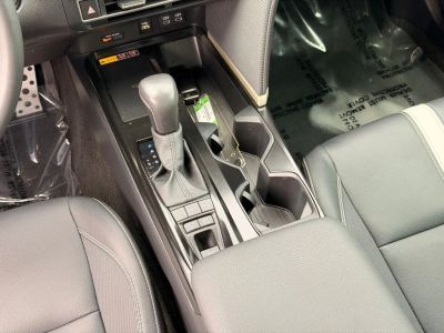 2025 Toyota Camry - Photo 17