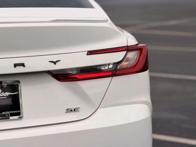 2025 Toyota Camry - Photo 12