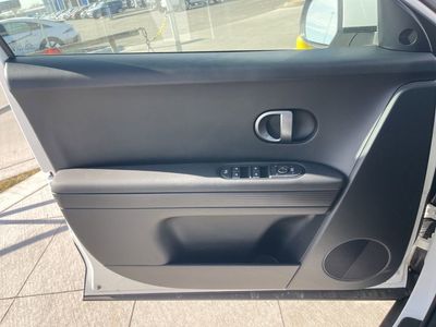 2026 Hyundai IONIQ 5 - Photo 29
