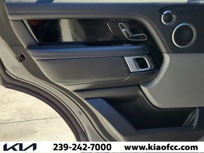 2018 Land Rover Range Rover — photo 14 view