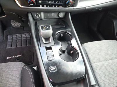 2023 Nissan Rogue — photo 18 view