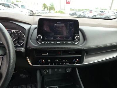 2023 Nissan Rogue — photo 17 view