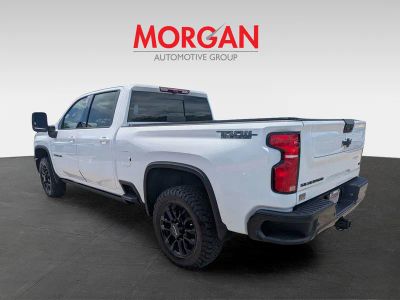 2025 Chevrolet Silverado 2500HD — engine compartment view