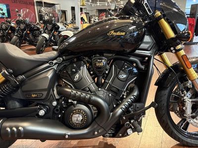 2026 Indian Motorcycle 101 Scout Black Crystal with Super Graphite - Photo 11