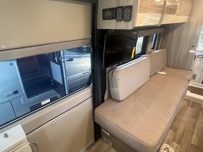 2024 Thor Motor Coach SEQUENCE - Photo 3