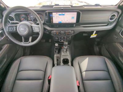 2026 Jeep Gladiator — photo 16 view