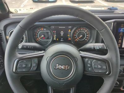 2026 Jeep Gladiator — photo 29 view