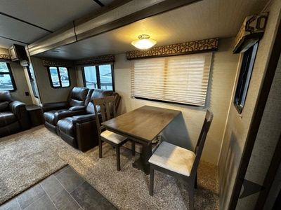 2018 Keystone RV Premier Ultra Lite - Photo 15