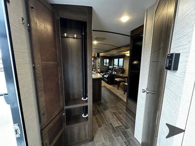 2018 Keystone RV Premier Ultra Lite - Photo 13