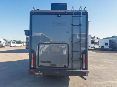 2027 Winnebago EKKO — photo 27 view