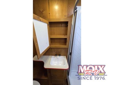 2025 Gulf Stream RV Vintage Cruiser - Photo 13