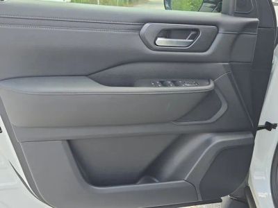 2026 Nissan Armada — photo 18 view