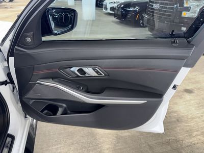 2024 BMW M3 - Photo 9