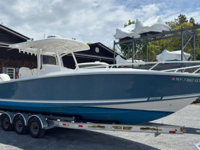 2013 Jupiter 32 Cuddy — front three-quarter view
