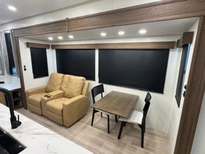 2026 CrossRoads Hampton 37FL - Photo 8