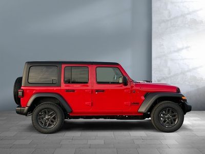 2026 Jeep Wrangler — photo 7 view