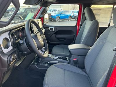 2026 Jeep Wrangler — photo 10 view