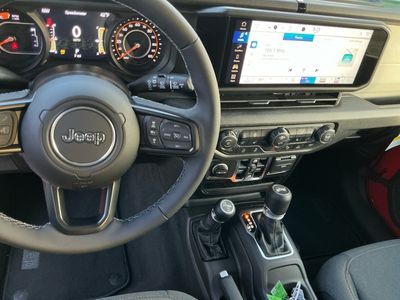 2026 Jeep Wrangler — photo 15 view