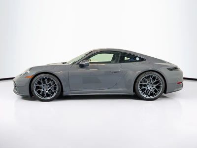 2025 Porsche 911 - Photo 2