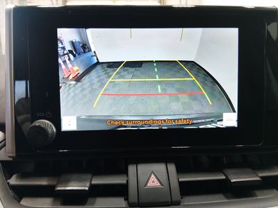 2023 Toyota RAV4 - Photo 16