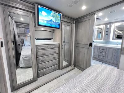 2026 Fleetwood DISCOVERY LXE - Photo 20