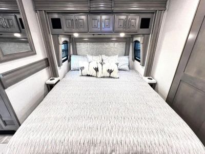 2026 Fleetwood DISCOVERY LXE - Photo 19