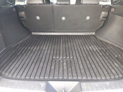 2023 Toyota Venza - Photo 11