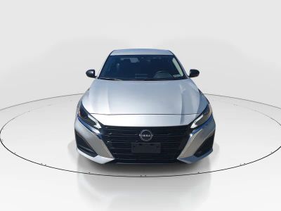 2024 Nissan Altima - Photo 2