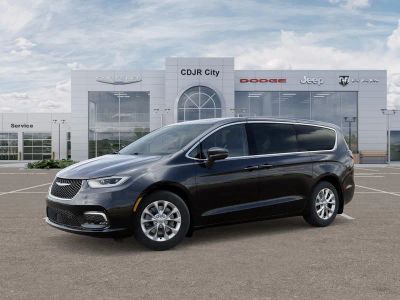 2026 Chrysler Pacifica — side profile view