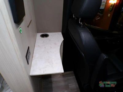 2021 Tiffin Motorhomes Cahaba — photo 33 view