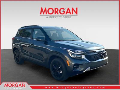 2026 Kia Seltos EX in Gray — front three-quarter view