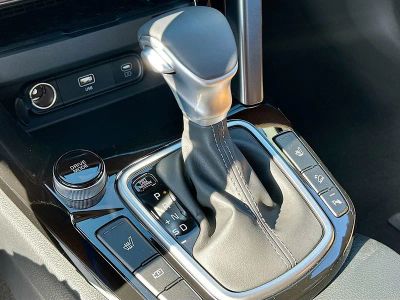 2026 Kia Seltos — photo 17 view