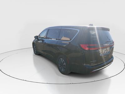 2022 Chrysler Pacifica - Photo 5