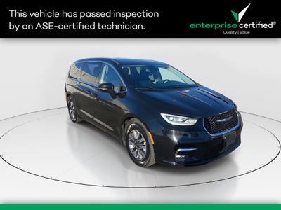 2022 Chrysler Pacifica - Photo 1