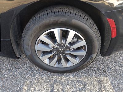 2022 Chrysler Pacifica - Photo 10