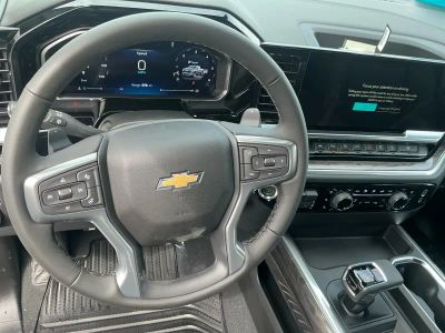 2026 Chevrolet Silverado 1500 — photo 15 view