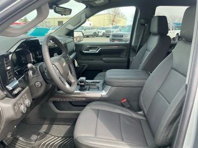 2026 Chevrolet Silverado 1500 — photo 10 view