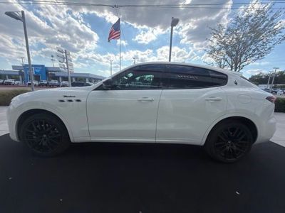 2022 Maserati Levante - Photo 16