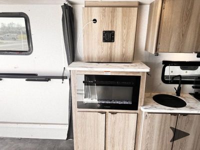 2024 Forest River RV Wildwood FSX - Photo 38