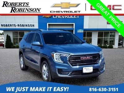 2024 GMC Terrain SLE in Downpour Metallic — front three-quarter view