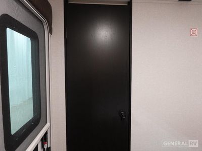 2026 Highland Ridge RV Range Lite - Photo 11