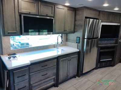 2024 Tiffin Motorhomes Open Road Allegro — photo 43 view