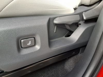 2026 Toyota Tacoma - Photo 9