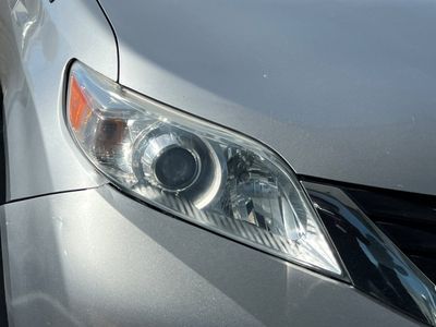 2012 Toyota Sienna - Photo 8