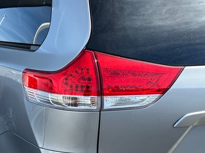 2012 Toyota Sienna - Photo 14