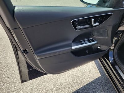 2025 Mercedes-Benz C-Class - Photo 16
