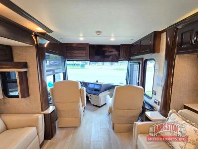 2024 Dutch Star 4325 — photo 17 view